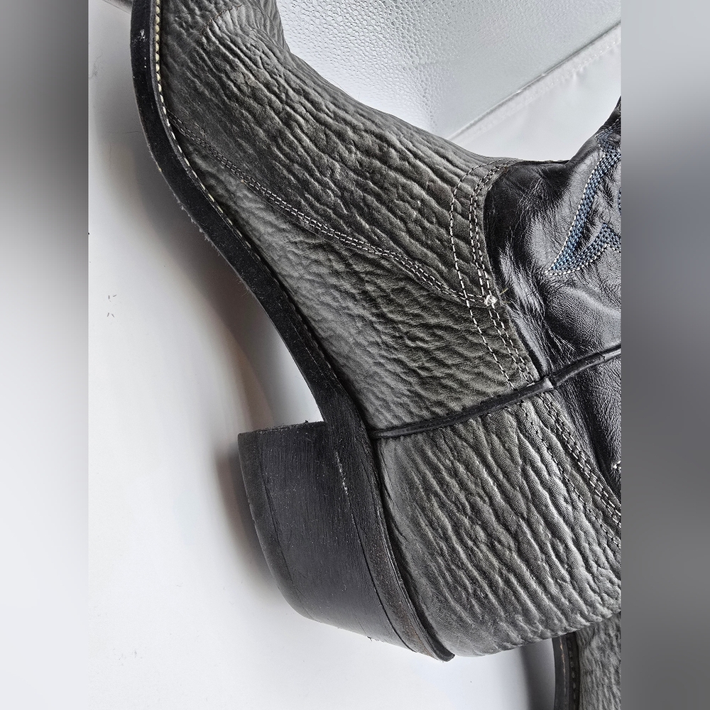 Wrangler Gray Shark Print Leather Boots - Picture 8 of 16